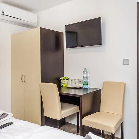 Nova Hospoda - & Restaurant Hotel 3*