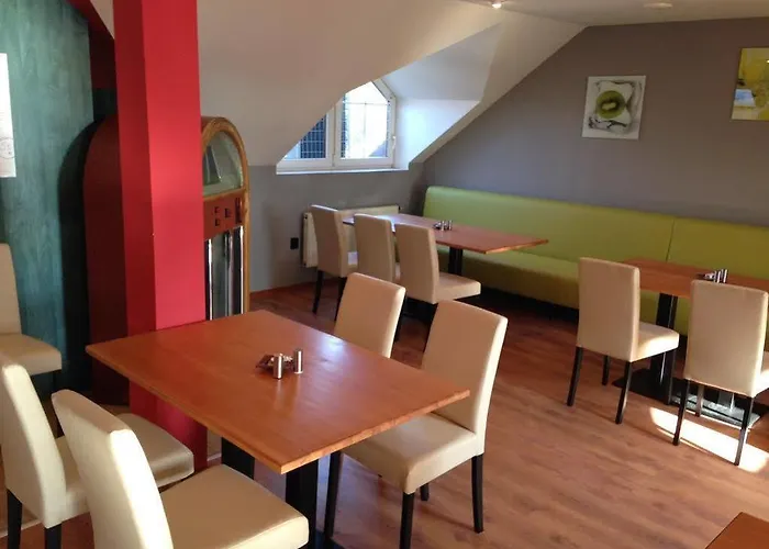 Nova Hospoda - & Restaurant Hotell Prag