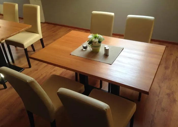 Hotell Nova Hospoda - & Restaurant Prag