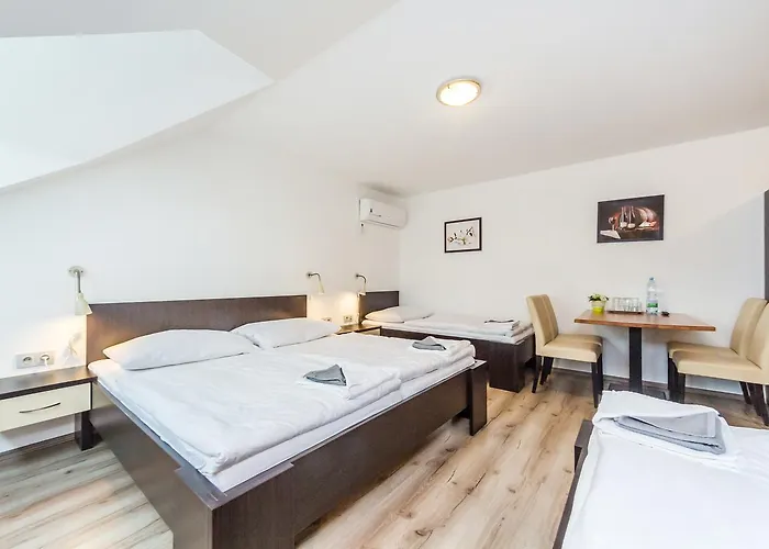 Hotell Nova Hospoda - & Restaurant 3*