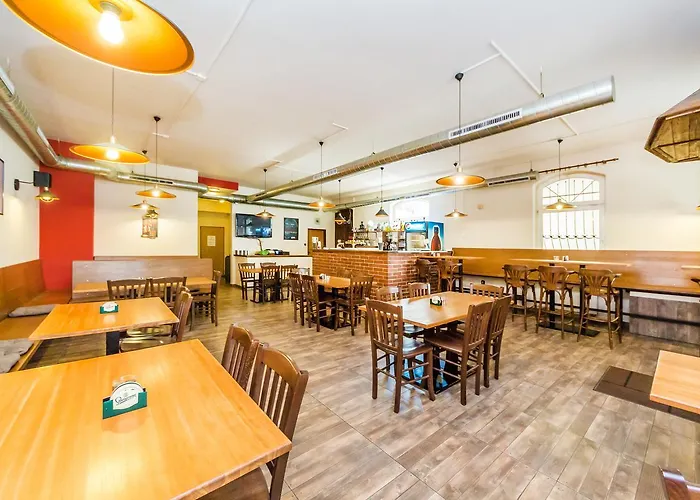 Hotell Nova Hospoda - & Restaurant Prag