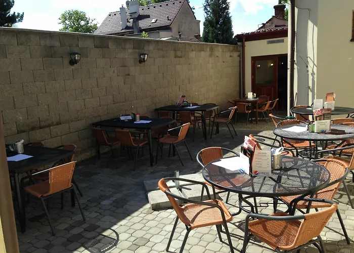 Nova Hospoda - & Restaurant Hotell