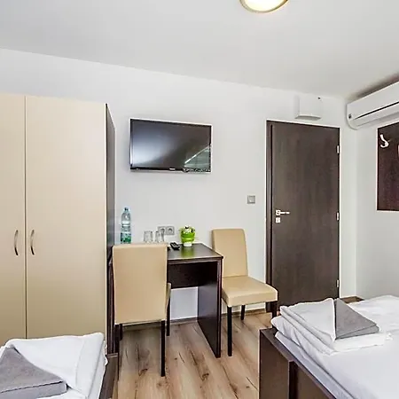 Nová Hospoda - Hotel&restaurant Hotel Praga