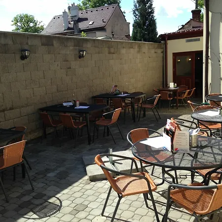 Nova Hospoda - & Restaurant Отель