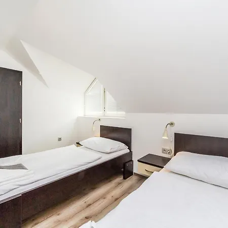 Nova Hospoda - & Restaurant 3* Praag