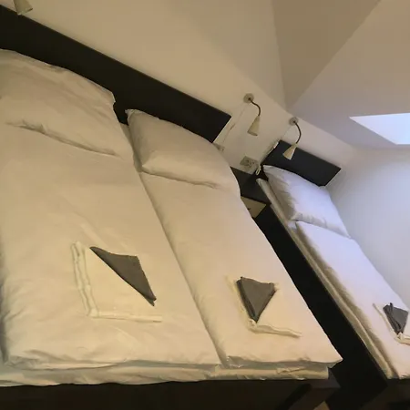 Nova Hospoda - & Restaurant Hotel