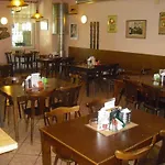 Nova Hospoda - & Restaurant Hotel